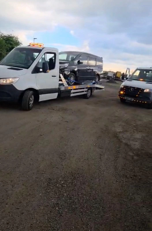 Quick Auto Recovery fleet photo 2